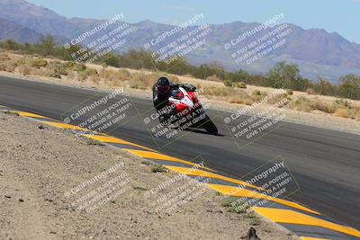 media/Oct-08-2022-SoCal Trackdays (Sat) [[1fc3beec89]]/Turn 7 Inside (145pm)/